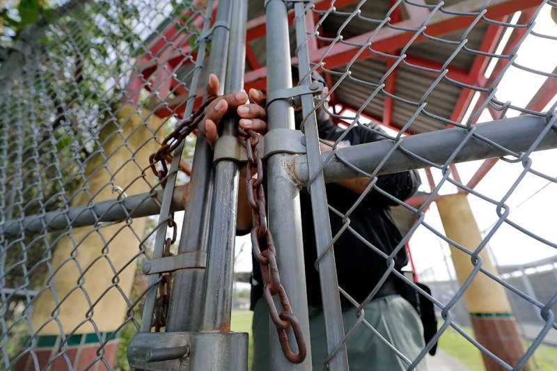 SRO locks school gate