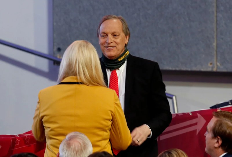 Rep Biggs speaking with Rep Lesko