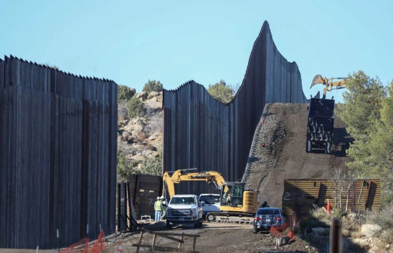 trump-unfinished-border-wall