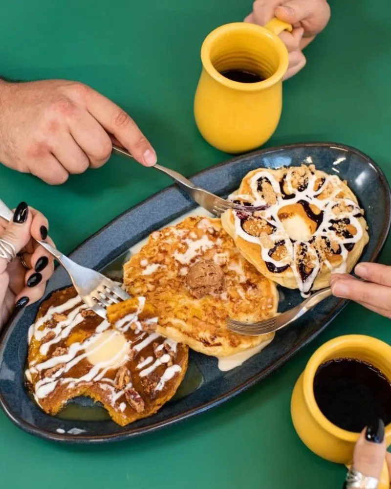 Tucson Spots That Serve Flights Of Coffee, Ice Cream, Bacon, And More