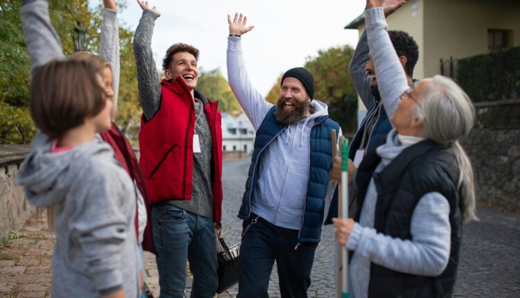 Places to volunteer around Phoenix, based on your interests & passions