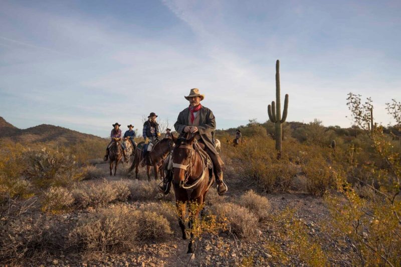 If you’ve ever wanted to swap city life for a pair of cowboy boots and a star-filled sky, Arizona’s dude ranches deliver the perfect escape.